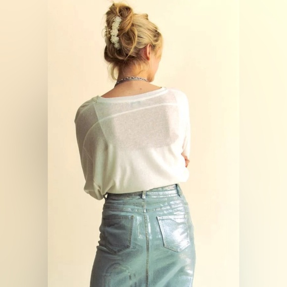 Oversized Drop Shoulder Batwing Sleeve T-Shirt - Davi and Dani - Picture 3 of 3